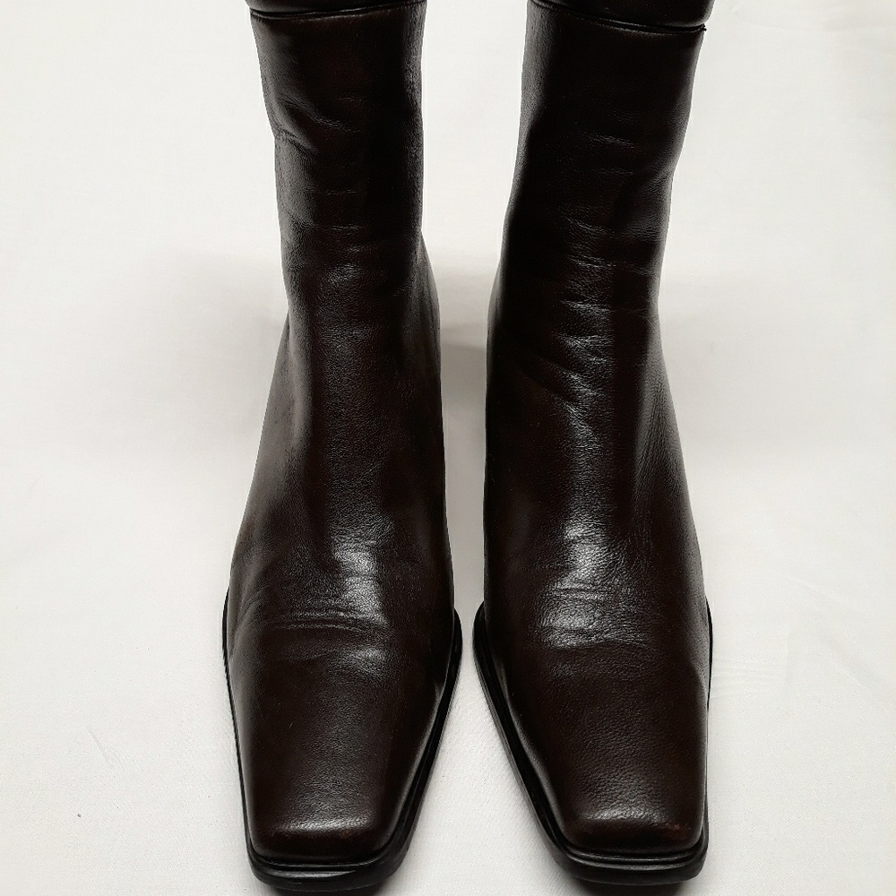 Stuart Weitzman Brown Leather Ankle Booties